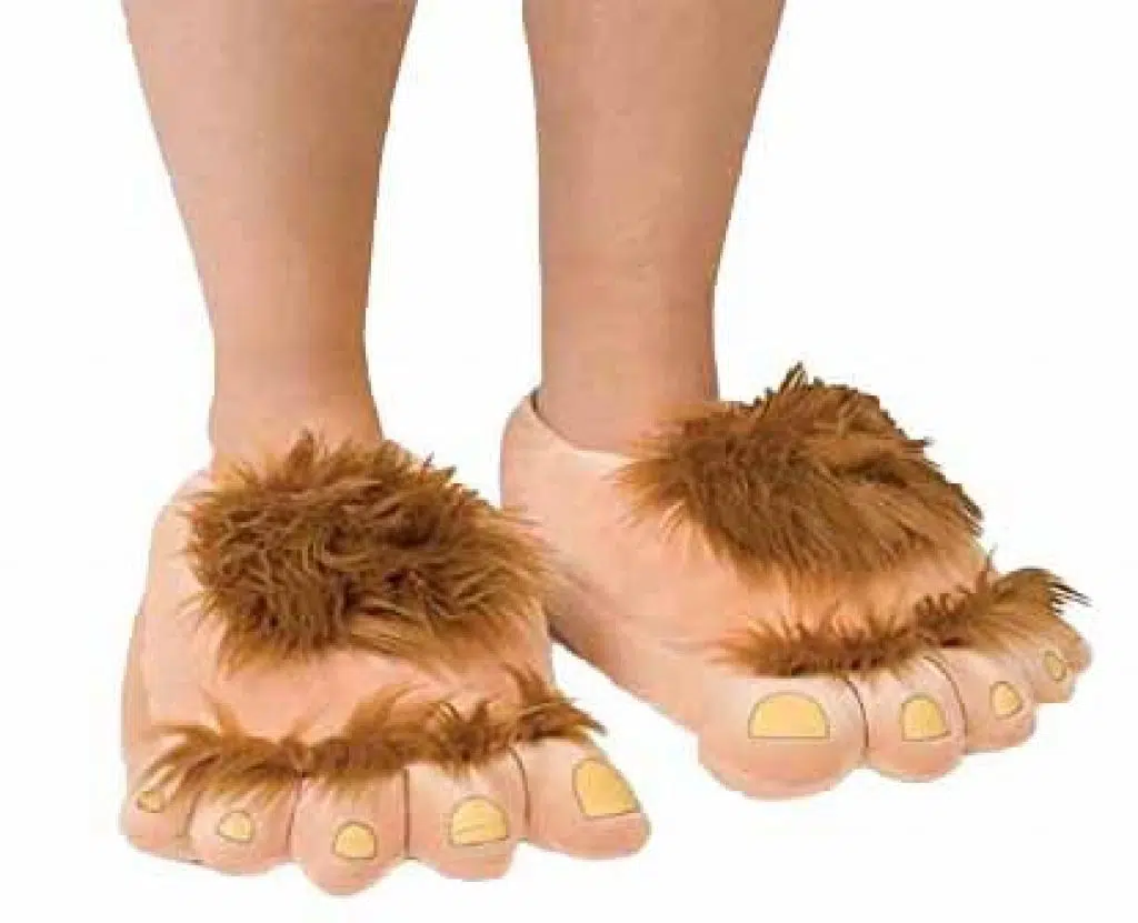 Hobbit_Feet_Slippers